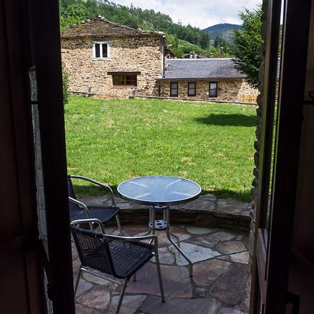 Casas Rurales Tareira En Taramundi Exterior foto